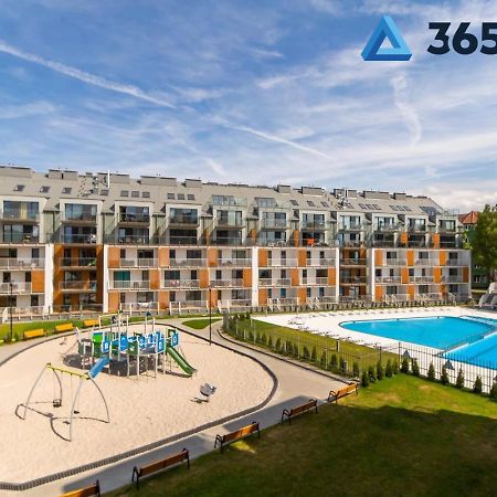 Feniks Kolobrzeg Podczele Basen, Silownia, Bawialnia - 365Pam Екстериор снимка